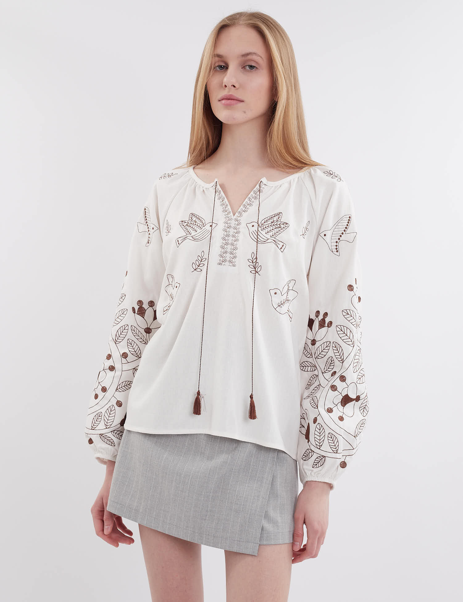 Women's Vyshyvanka - ARjen