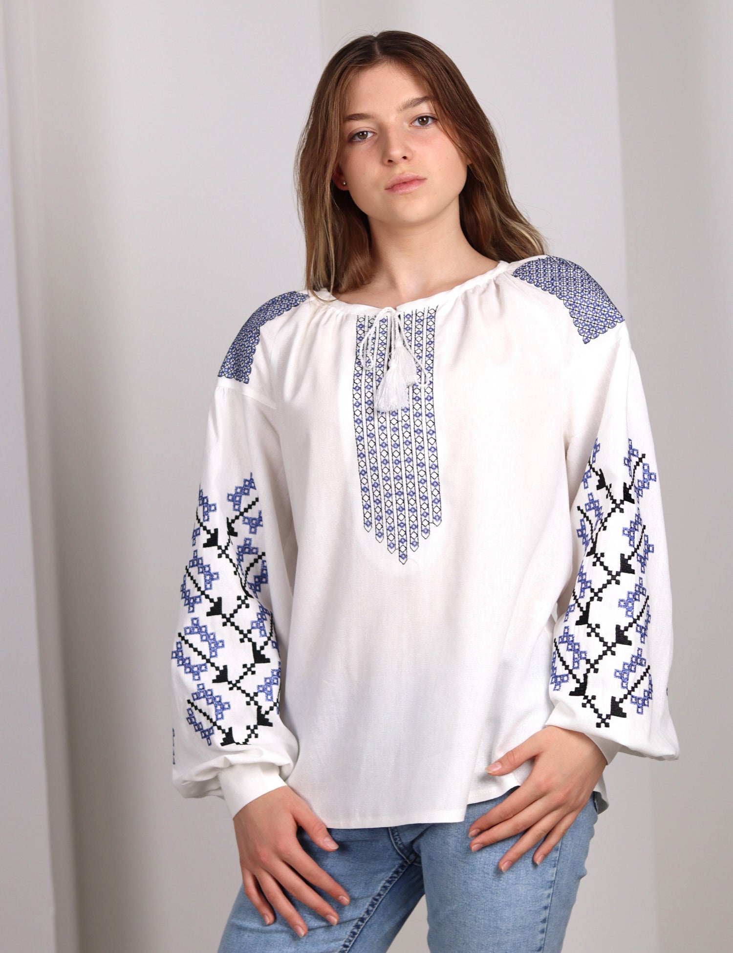 Women's Vyshyvanka - MOTYV