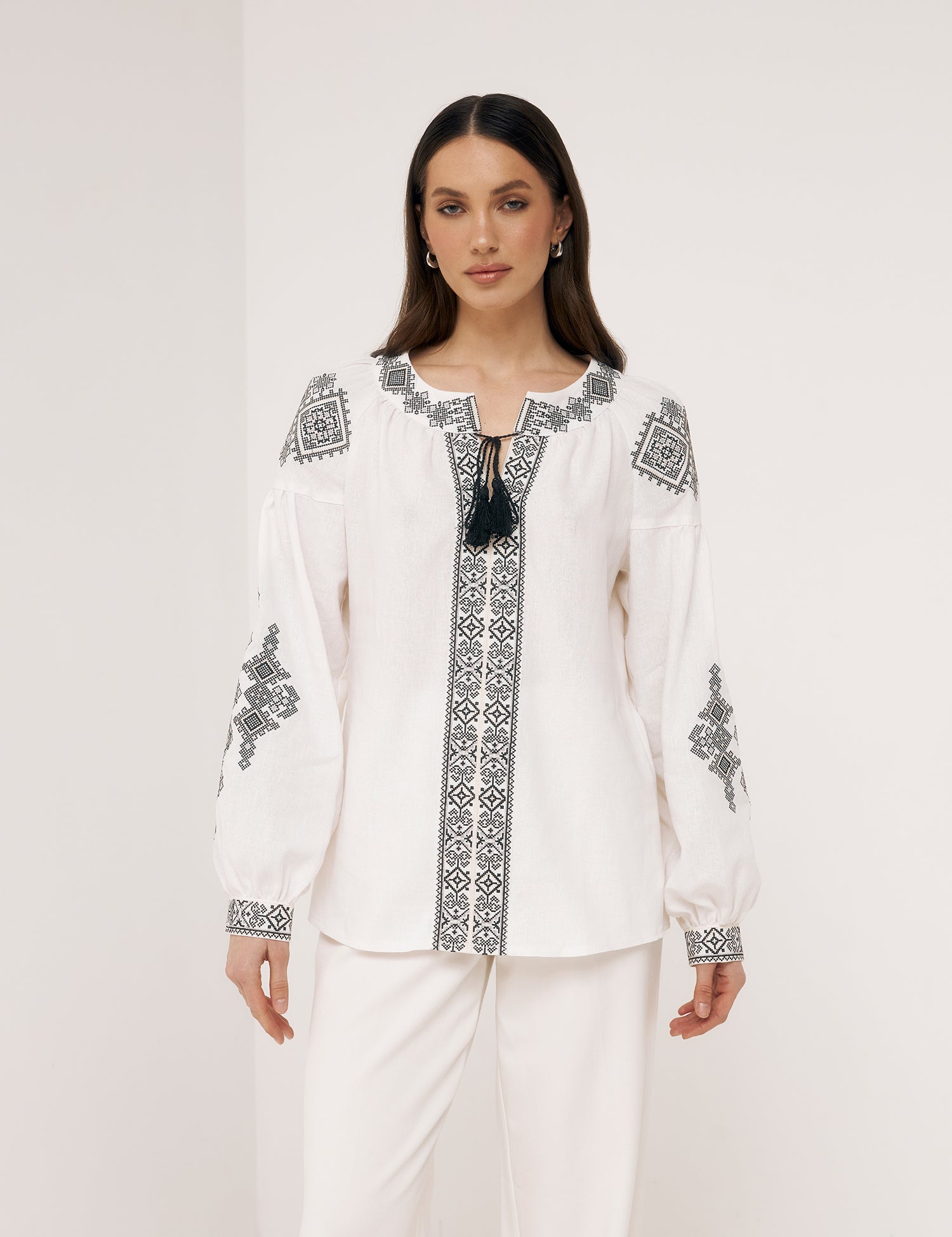 Women's Vyshyvanka - MOTYV