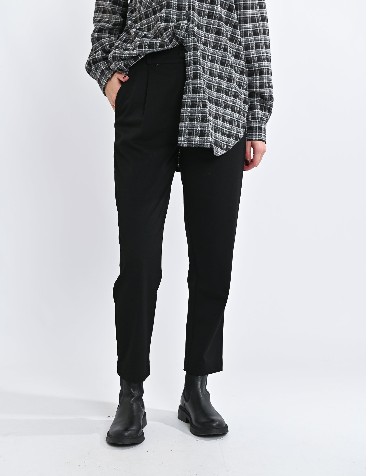 Women's Pants - VMMA