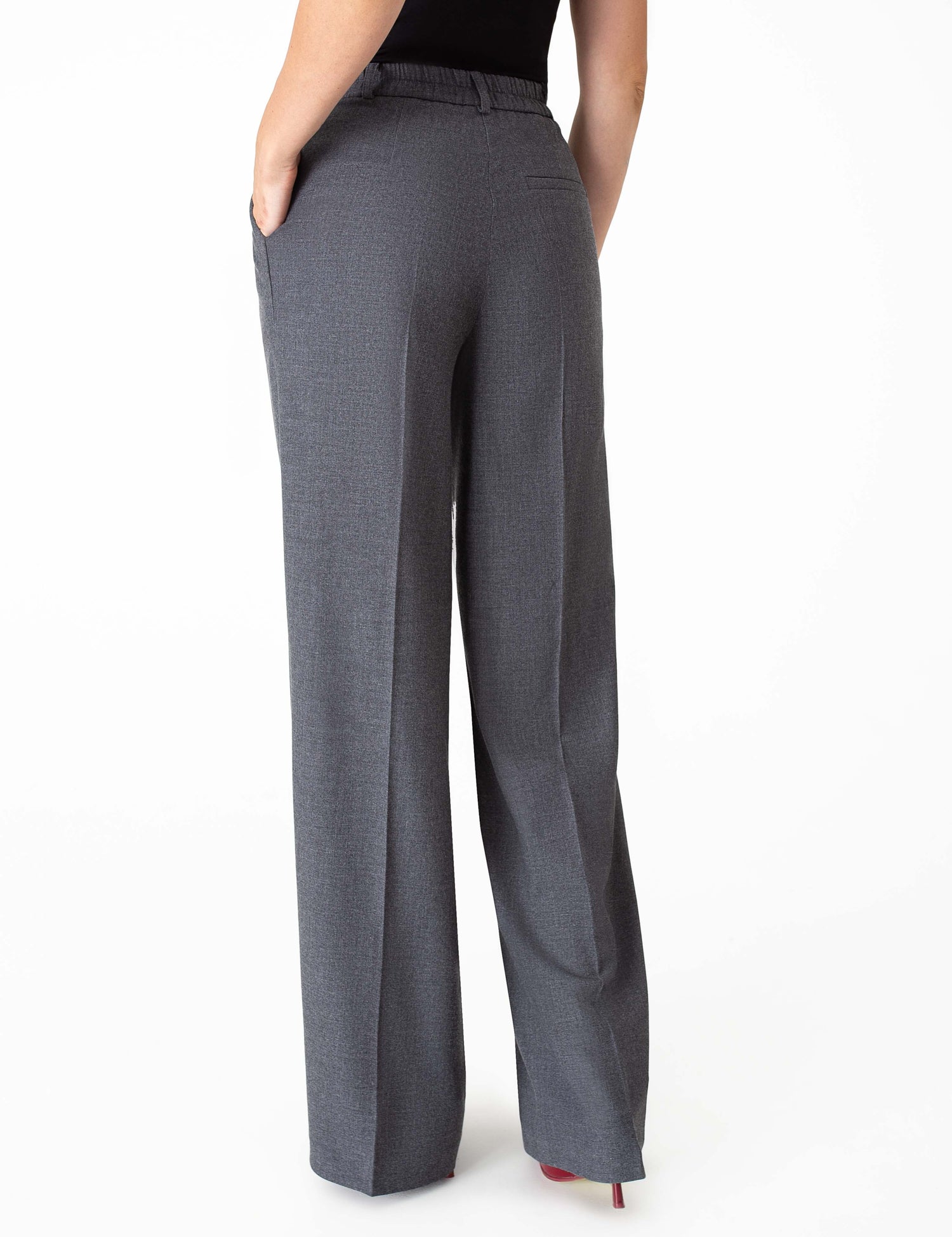 Women's Trousers - MAGNETIC