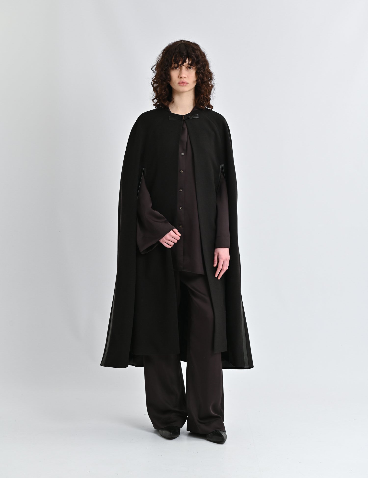 Women's Cape - a Lot